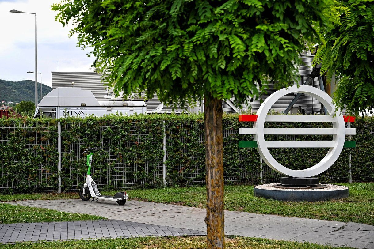 Szavaztak a Független Közmédia Testület médiaszakmai jelöltjeiről
