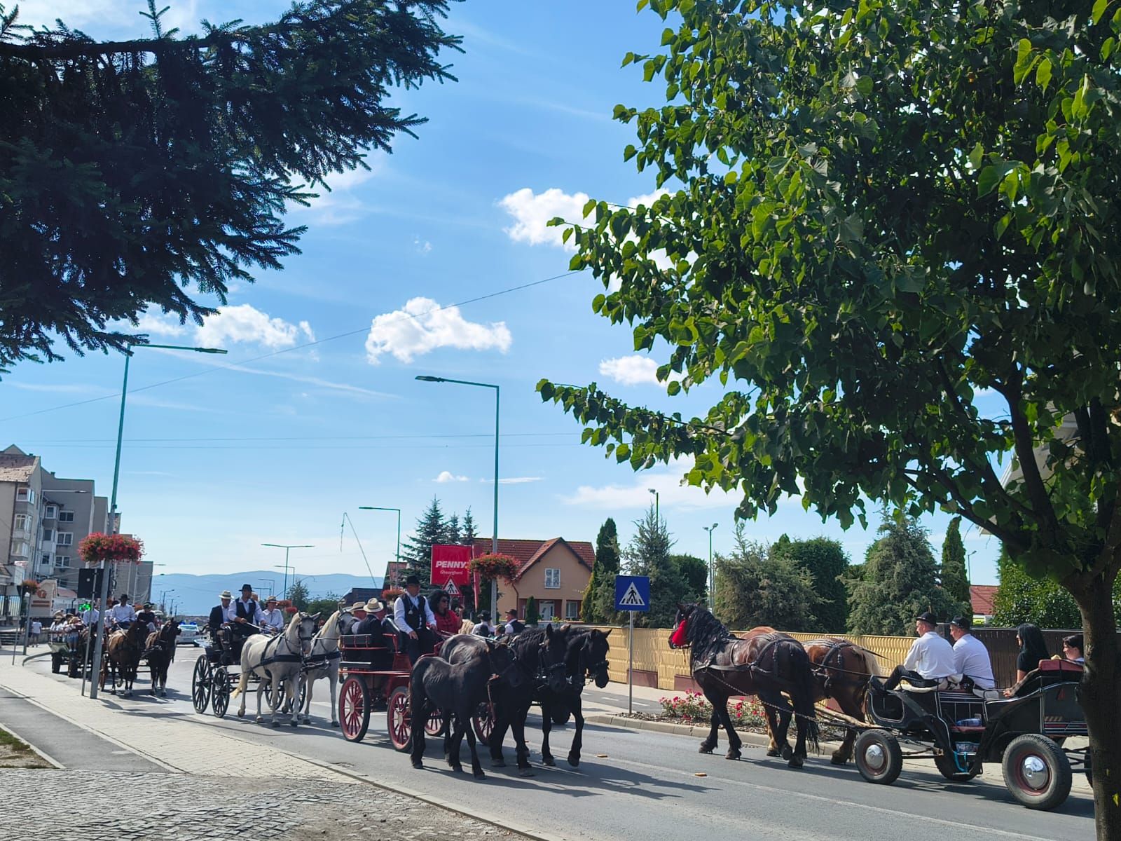 Szerte Erdélyben ünnepi rendezvényeken gyűltek össze