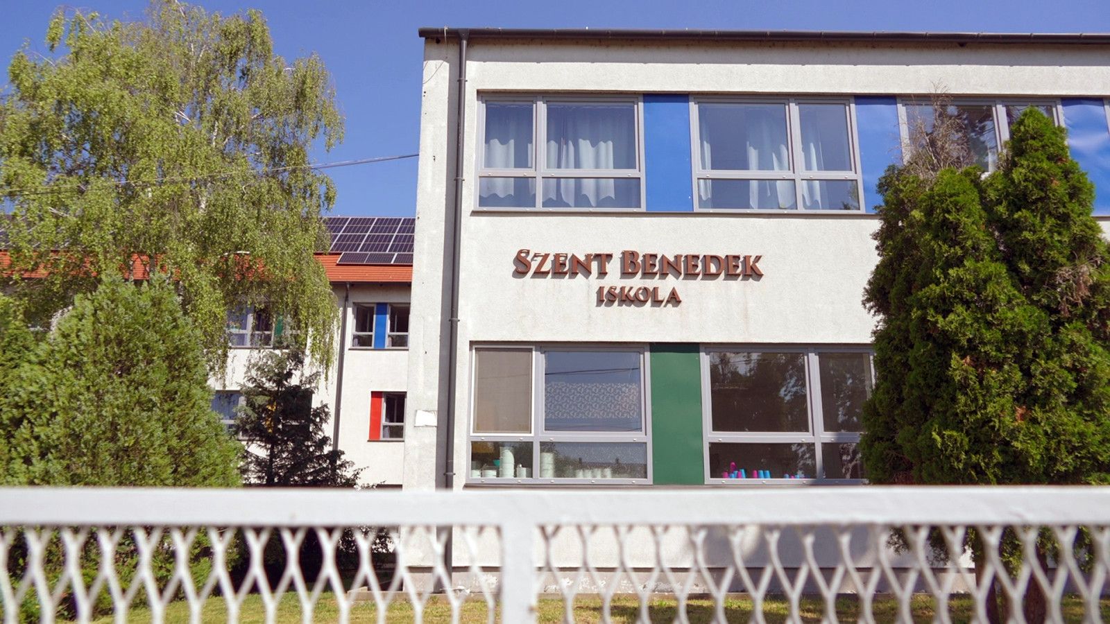 Megújult a Pannonhalmi Szent Benedek Általános Iskola