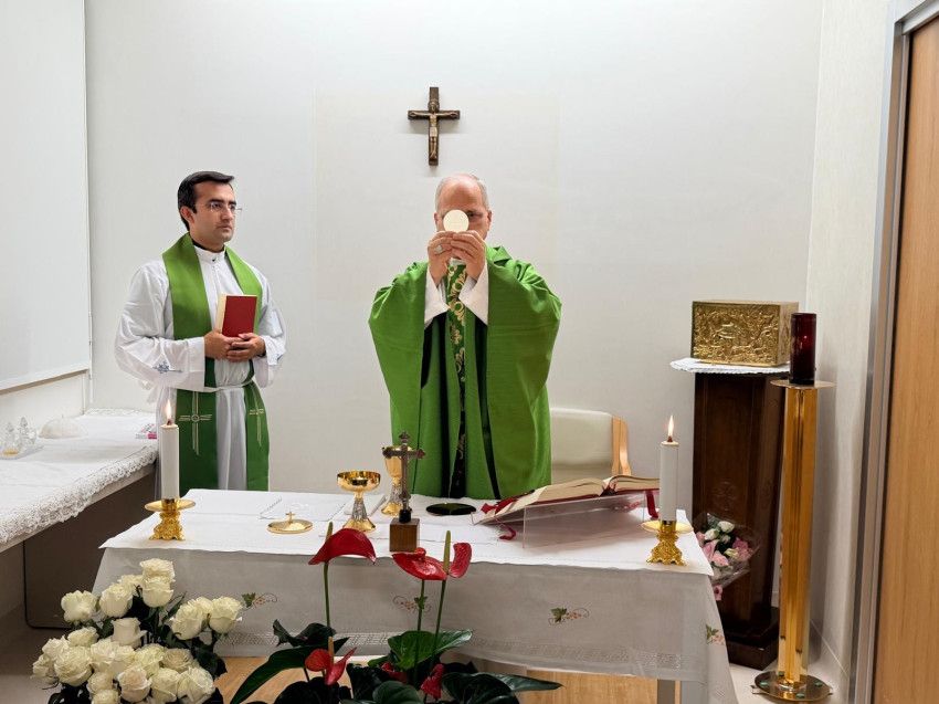 XIV. Leó pápa szentmisét mutatott be a Gemelli-kórházban és köszönetet mondott az ott dolgozóknak