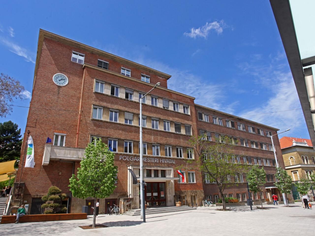 Nem tudták feloszlatni a XII. kerületi képviselőtestületet