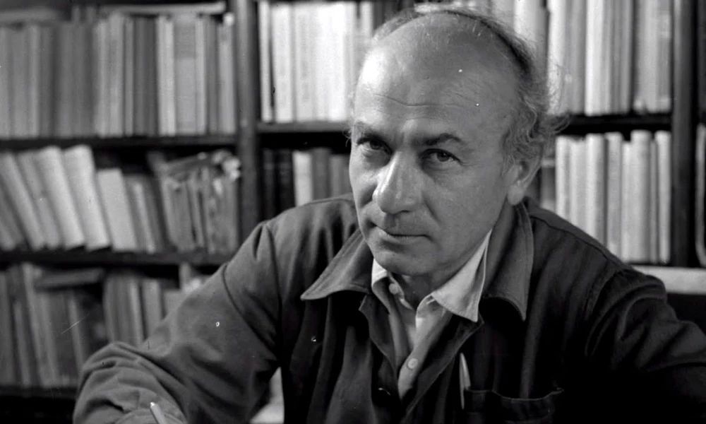 Illyés Gyula 1956-os naplója elevenedik meg a PIM kamarakiállításán
