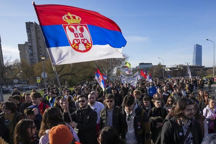 Az EU várakozással tekint a szerb kormányalakítás elé